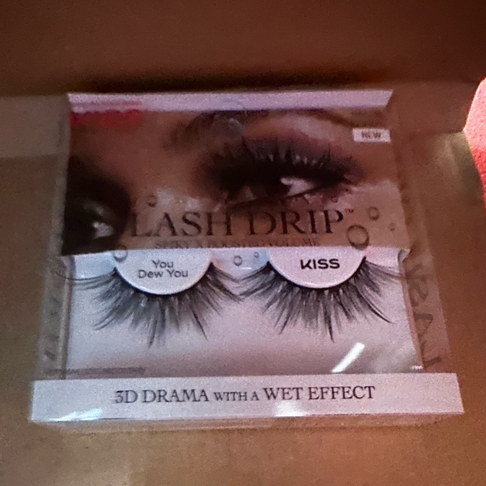 KISS - Lash Drip spiky boosted volume 3D Drama with wet effect You Dew You